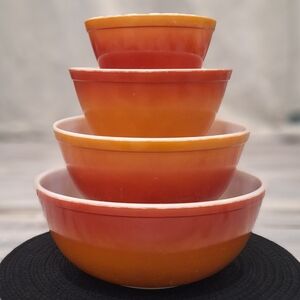 Pyrex FlameGlo Nesting Bowl Set, 400 Series Mixing Bowls, Vintage 1970s , Rare